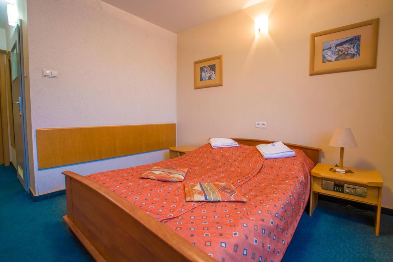 Farys - Swietna Lokalizacja, Sauna, Jacuzzi, Piekne Widoki Z Okien Krynica Exterior foto